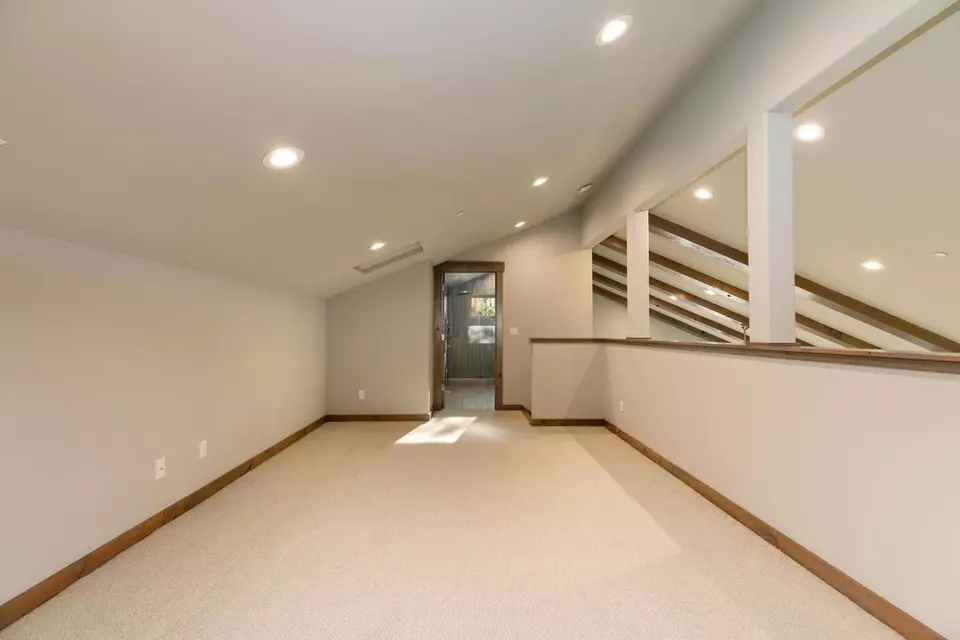 14249 Copenhagen Dr, Truckee, CA 96161 21 Photos Movoto