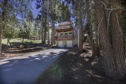 12160 Pine Forest Rd, Truckee, CA 96161