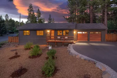10333 Courtenay Ln, Truckee, CA 96161