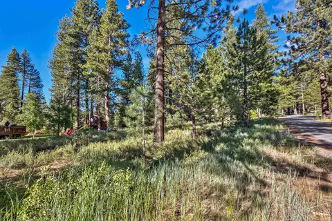 11100 Torrey Pine Rd, Truckee, CA 96161 photo 14