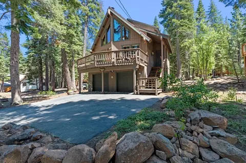 14081 Ramshorn St, Truckee, CA 96161