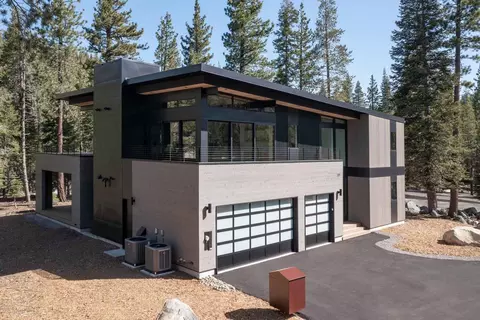 323 Creeks End Ct # 1 A, Olympic Valley, CA 96146