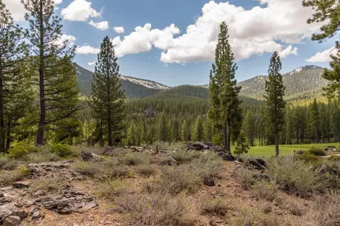 8101 Valhalla Dr, Truckee, CA 96161 photo 13