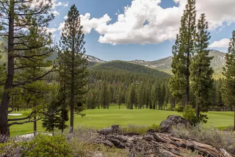 8101 Valhalla Dr, Truckee, CA 96161 photo 5
