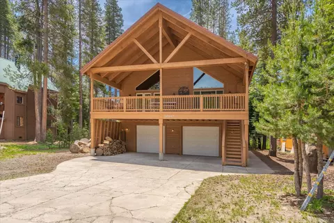 50667 Conifer Dr, Soda Springs, CA 95728