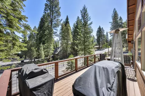 12440 Rainbow Dr, Truckee, CA 96161 photo 17