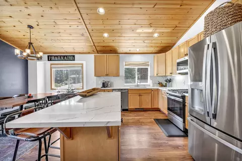 12440 Rainbow Dr, Truckee, CA 96161 photo 4
