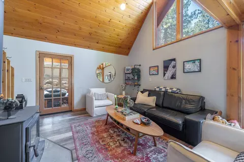 12080 Pine Forest Rd, Truckee, CA 96161 photo 6