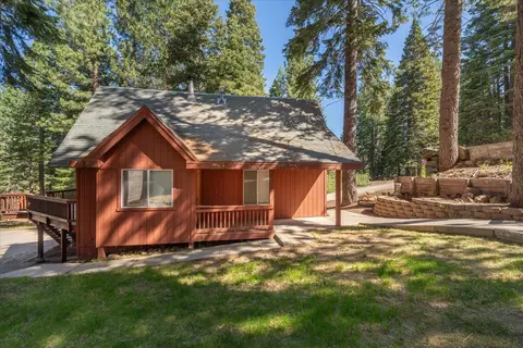 12080 Pine Forest Rd, Truckee, CA 96161 photo 4