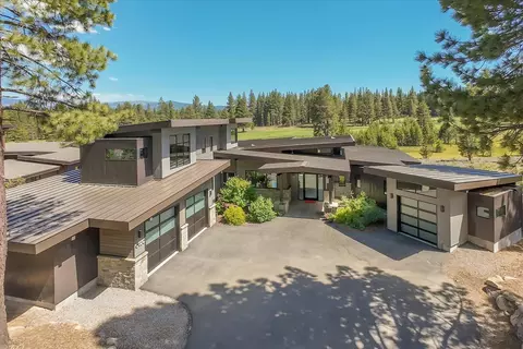 10820 Ghirard Ct, Truckee, CA 96161