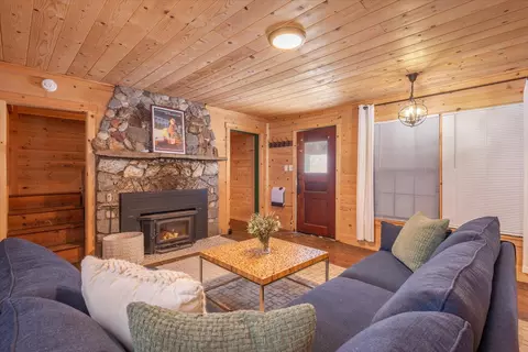 51330 Brennan Ave, Soda Springs, CA 95728