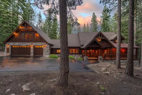 12357 Telemark Pl, Truckee, CA 96161