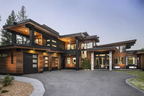 10954 Ryley Ct, Truckee, CA 96161