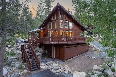 10535 Washoe Rd, Truckee, CA 96161