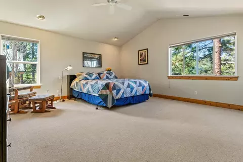 13098 Pinnacle Loop, Truckee, CA 96161 photo 8