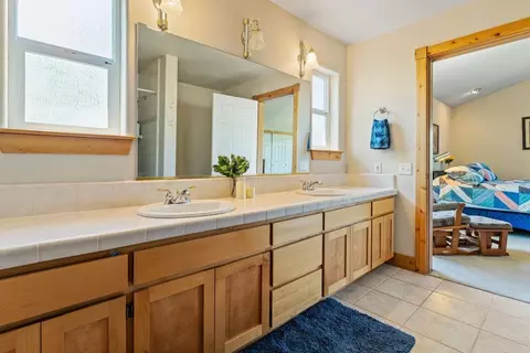 13098 Pinnacle Loop, Truckee, CA 96161 photo 12