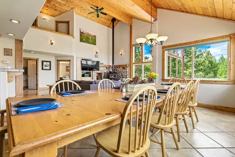 13098 Pinnacle Loop, Truckee, CA 96161 photo 14