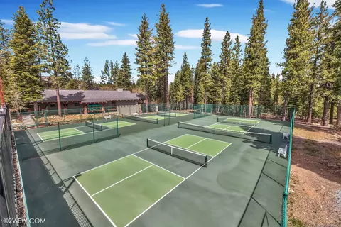 415 Lodgepole, Truckee, CA 96161 photo 17