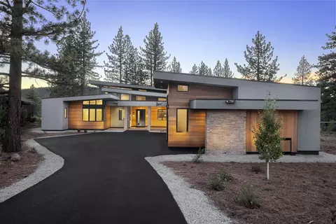 11639 Henness Rd, Truckee, CA 96161