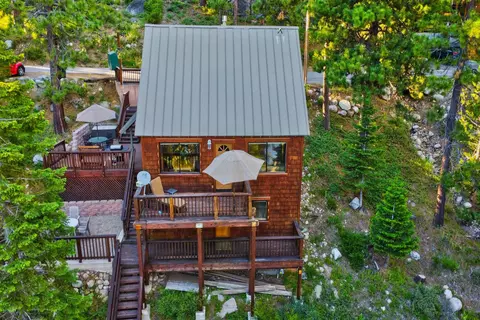 14419 Reed Ave, Truckee, CA 96161