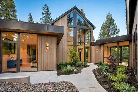 8233 Valhalla Dr, Truckee, CA 96161 photo 20