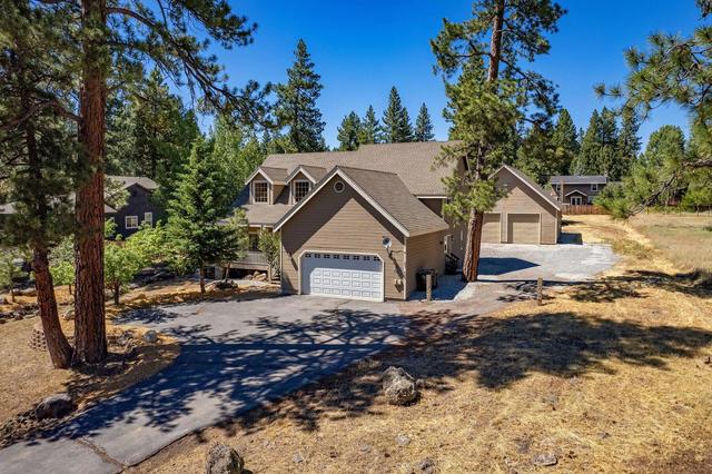 15698 Saint Albans Pl, Truckee, CA 96161