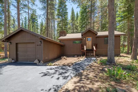 15165 Northwoods Blvd, Truckee, CA 96161