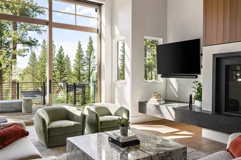 8207 Ehrman Dr, Truckee, CA 96161 photo 7