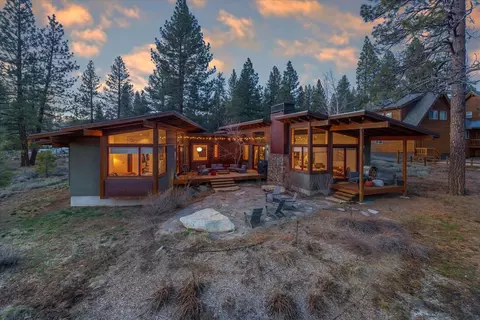 15503 Chelmsford Cir, Truckee, CA 96161