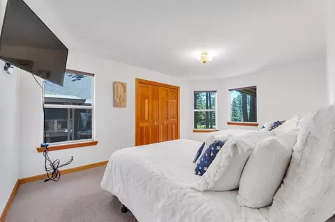 13342 Skiview Loop, Truckee, CA 96161 photo 8