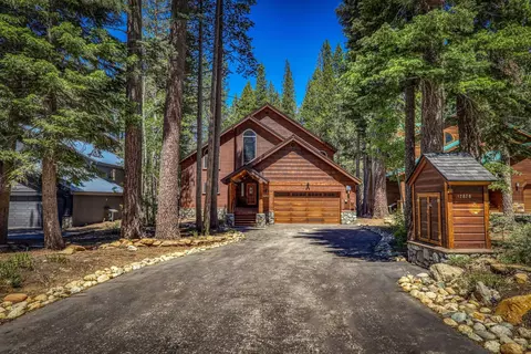 12838 Skiview Loop, Truckee, CA 96161