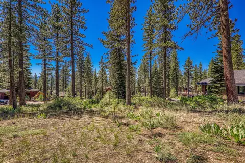 11976 Cavern Way, Truckee, CA 96161 photo 6