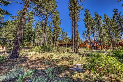 11976 Cavern Way, Truckee, CA 96161 photo 9