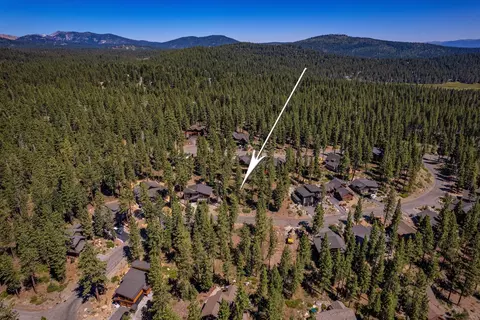11976 Cavern Way, Truckee, CA 96161 photo 17