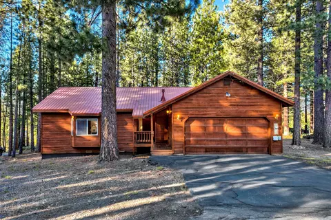11675 Laurel Ct, Truckee, CA 96161