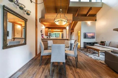 6099 Rocky Point Cir, Truckee, CA 96161