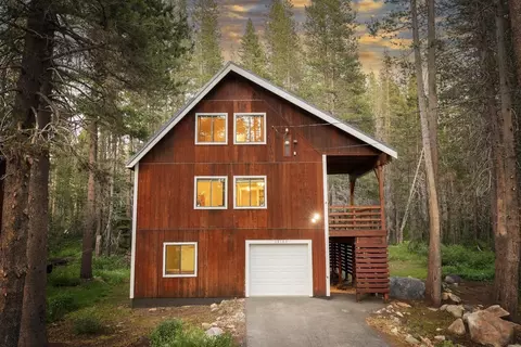 10103 Poma Ln, Soda Springs, CA 95728