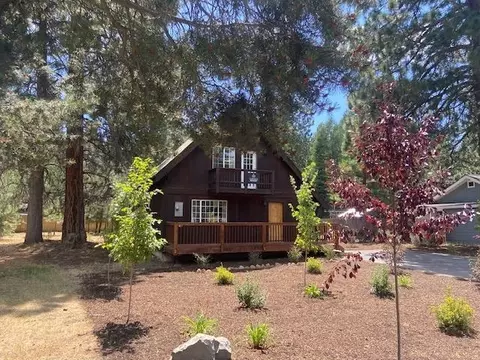 10652 Ponderosa Dr, Truckee, CA 96161