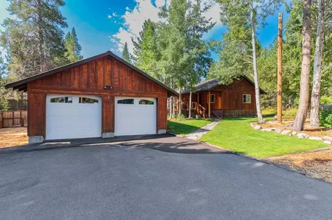 11737 Deerfield Dr, Truckee, CA 96160