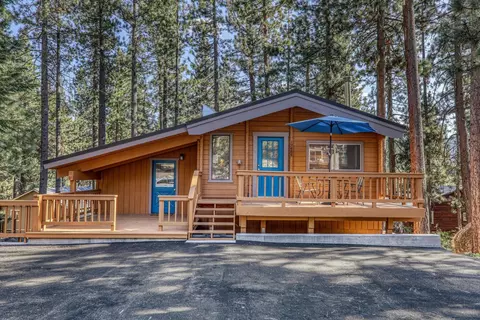 13485 Olympic Dr, Truckee, CA 96161