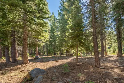 12241 Northwoods Blvd, Truckee, CA 96161