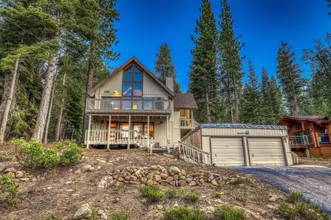 11306 Zermatt Dr, Truckee, CA 96161
