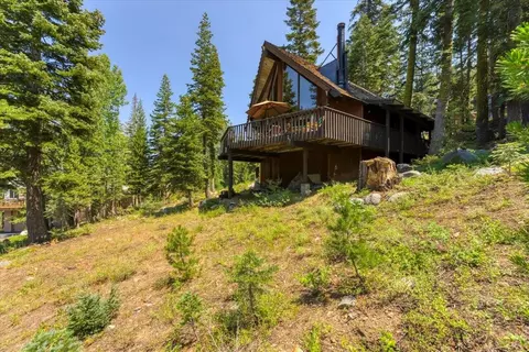 1688 Upper Bench Rd, Alpine Meadows, CA 96146