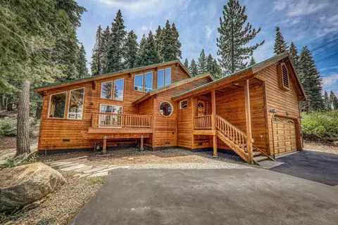 11014 Skislope Way, Truckee, CA 96161