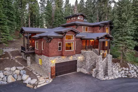 10976 Skislope Way, Truckee, CA 96161