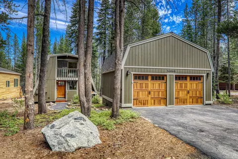14640 Davos Dr, Truckee, CA 96161