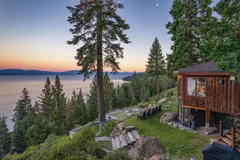 488 Old County Rd, Carnelian Bay, CA 96140
