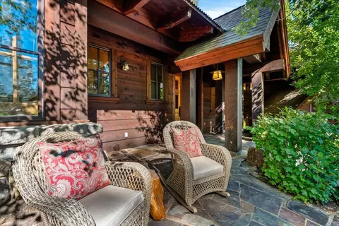 604 Ej Brickell, Truckee, CA 96161 photo 3