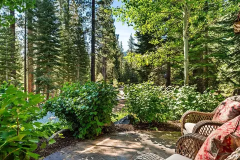 604 Ej Brickell, Truckee, CA 96161 photo 2
