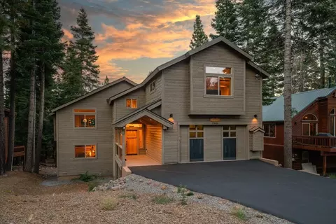 13626 Pathway Ave, Truckee, CA 96161